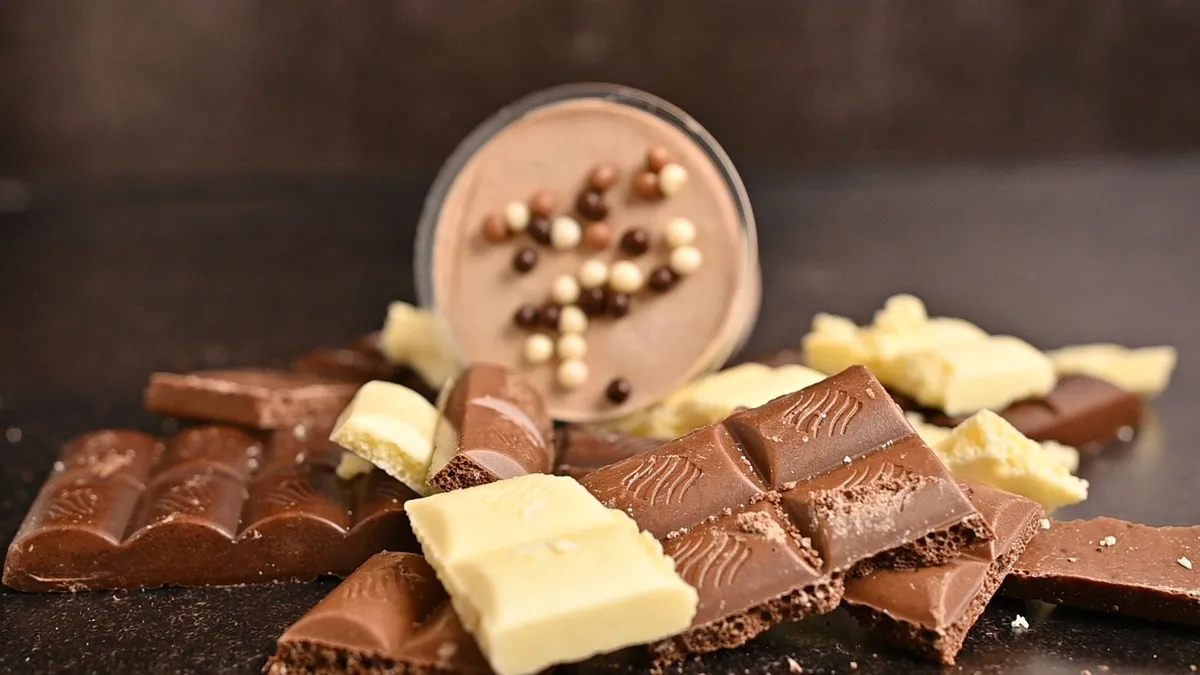 3 Chocolate Mousse Dessert Small