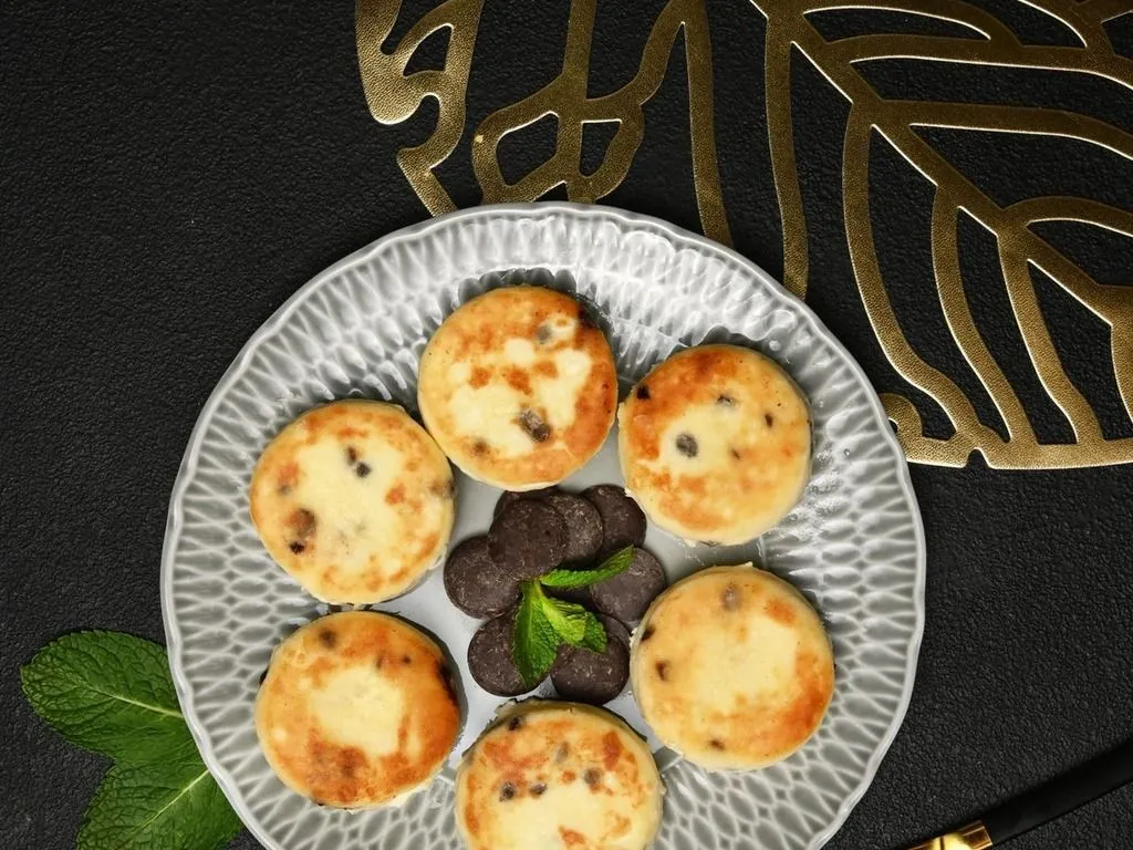 Syrnyky With Chocolate Chips