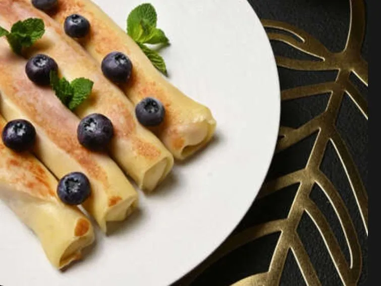 Cheese And Blueberry Crepes